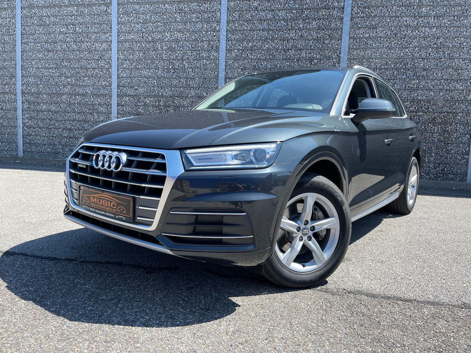 AUDI Q5 quattro sport/Bi-Xenon/Navi/Euro 6