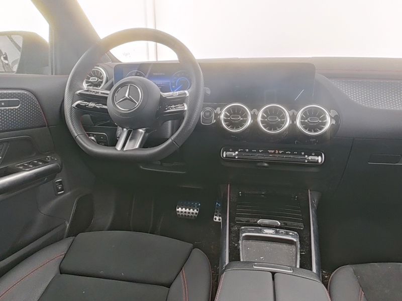 Mercedes-Benz EQA 300 4M AMG Night LED Panorama-SD 360°Kamera foto 5