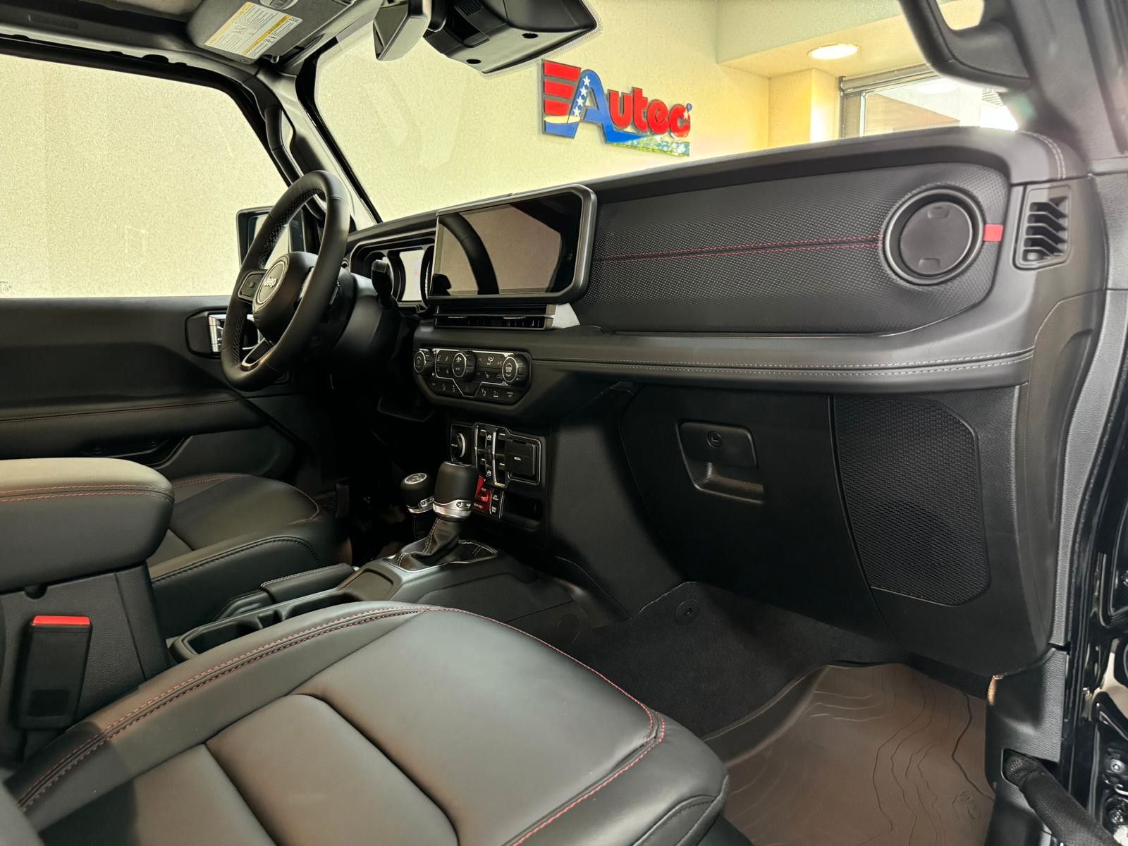 Fahrzeugabbildung Jeep RUBICON X 3.6L-V6-CAM-35"-AHK-HT