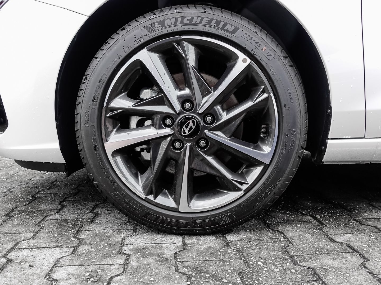 Hyundai i30 Advantage Kombi MY25 DCT Plus Paket El. Pano imagem 3