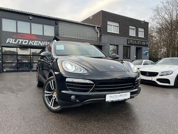 Porsche Cayenne - 4