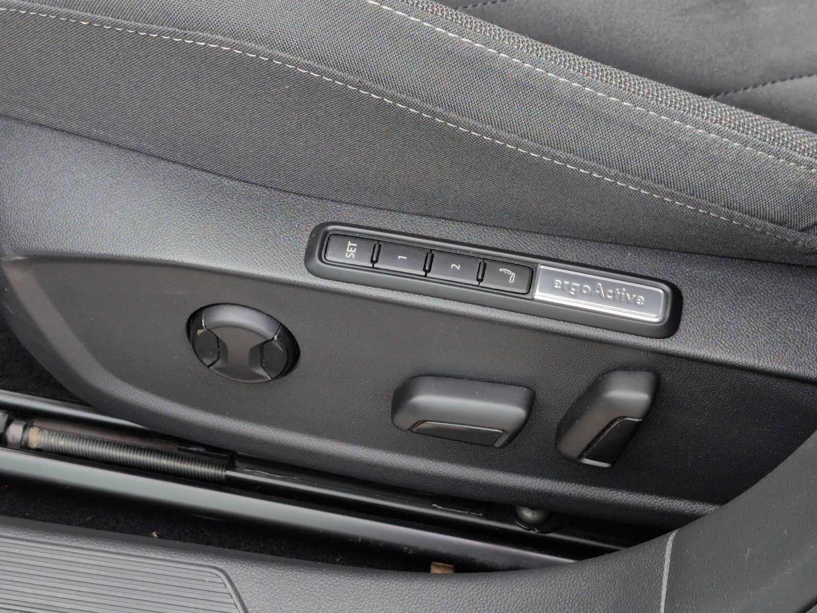 Volkswagen Golf - Bild 19
