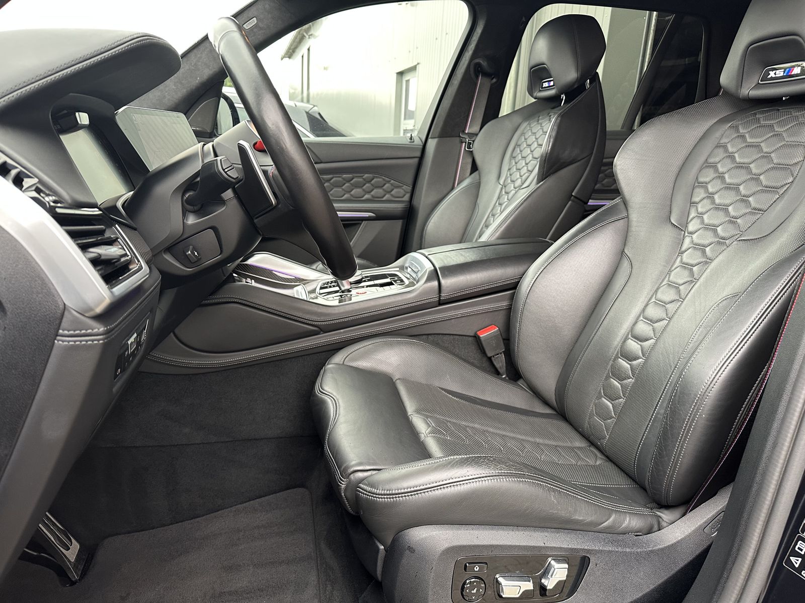 Fahrzeugabbildung BMW X5 M Competition M DRIVER'S+NAV+LED+360GRAD+22ZO