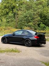 BMW M2 Competition Track Pack - schwarze BMW M2