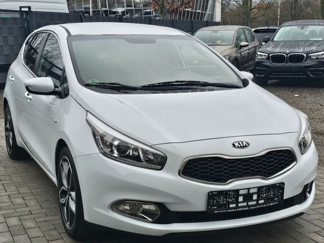 Kia cee'd / Ceed FIFA World Cup Edition*2KLIMAZ*ESS*