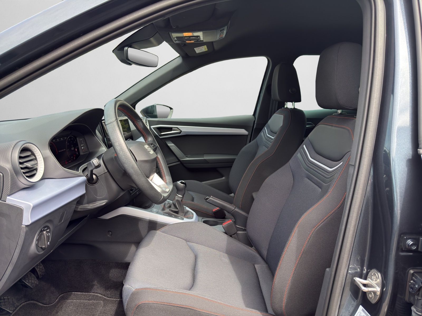Seat Arona - Bild 13