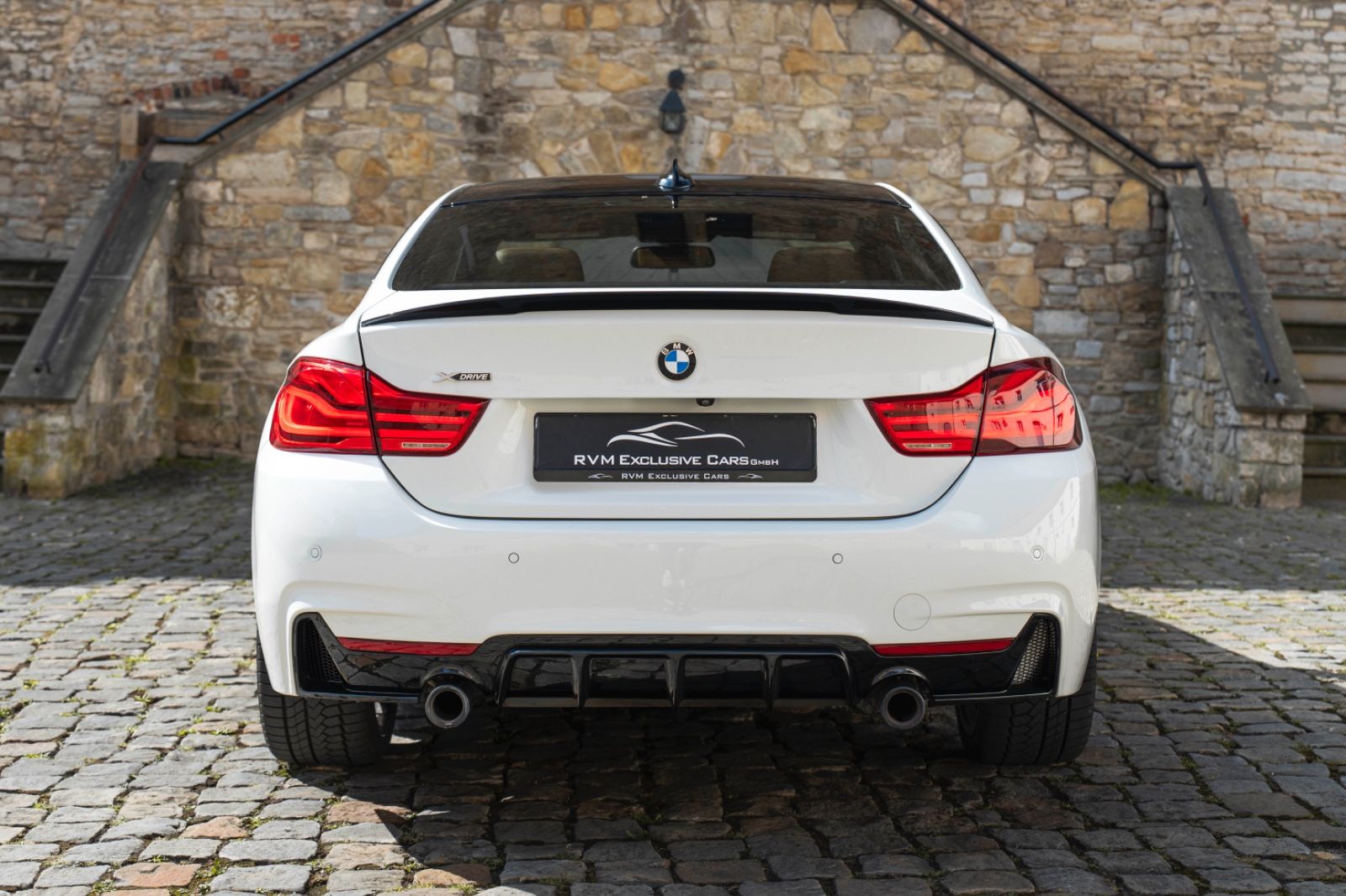 Fahrzeugabbildung BMW 440iX M-Performance H&K HUD LED KAM PDC TOTW