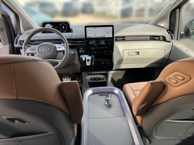Fahrzeugabbildung Hyundai STARIA Signature 4WD 7-Sitzer Navi AHK Leder Dig