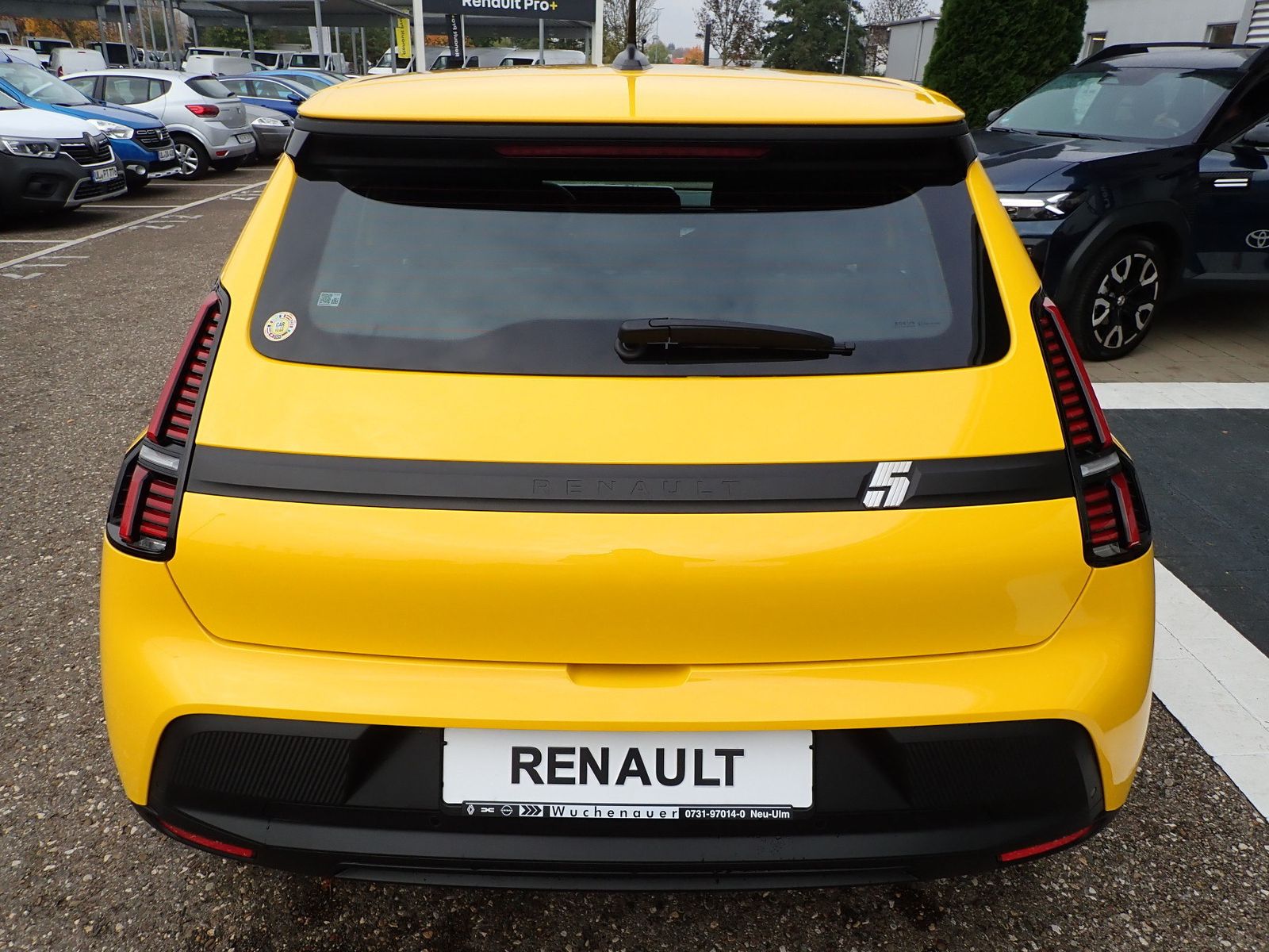 Fahrzeugabbildung Renault R 5 E-Tech elektrisch Evolution 120 Urban Range