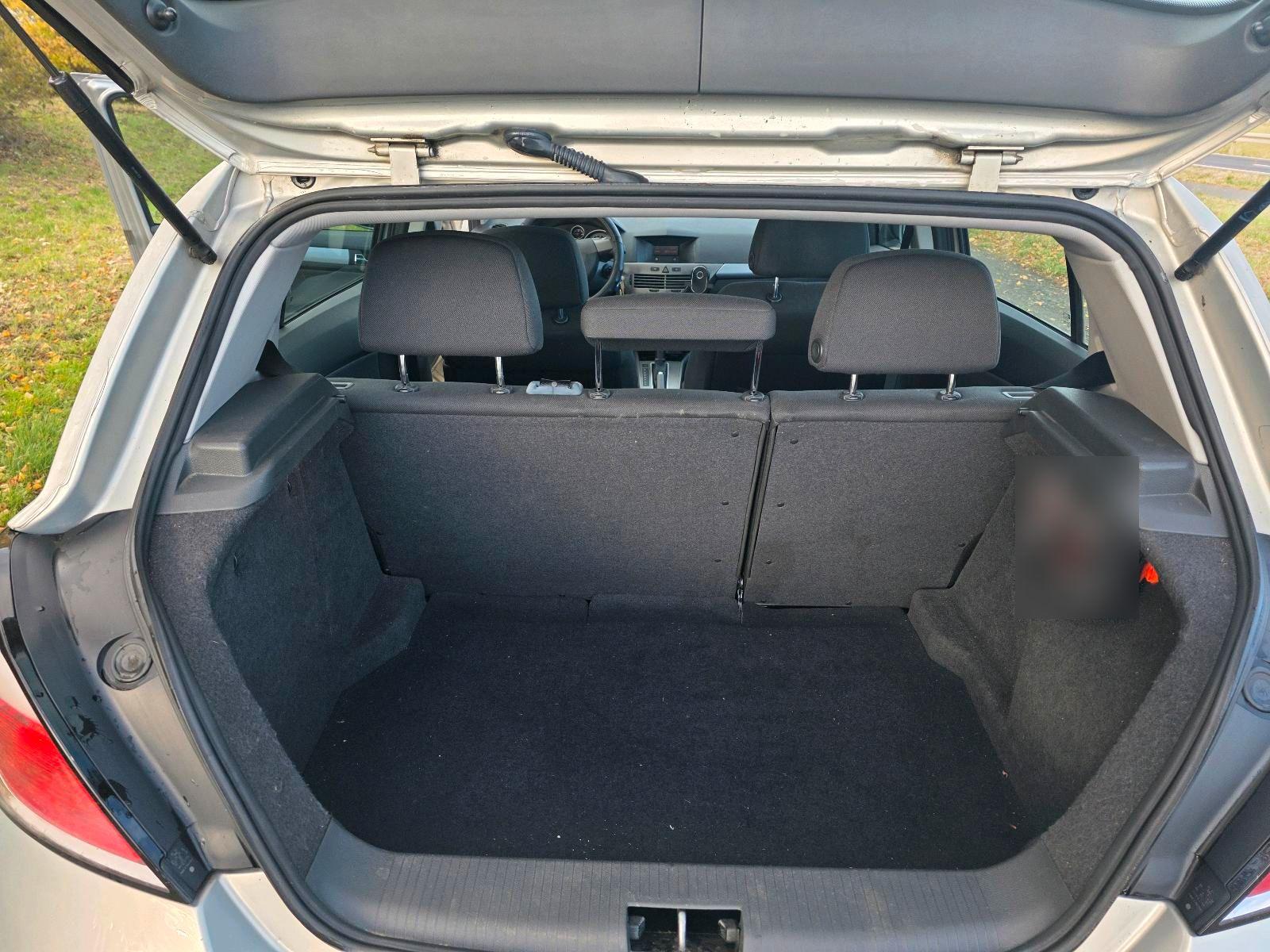 Opel Astra 2006 — photo 6