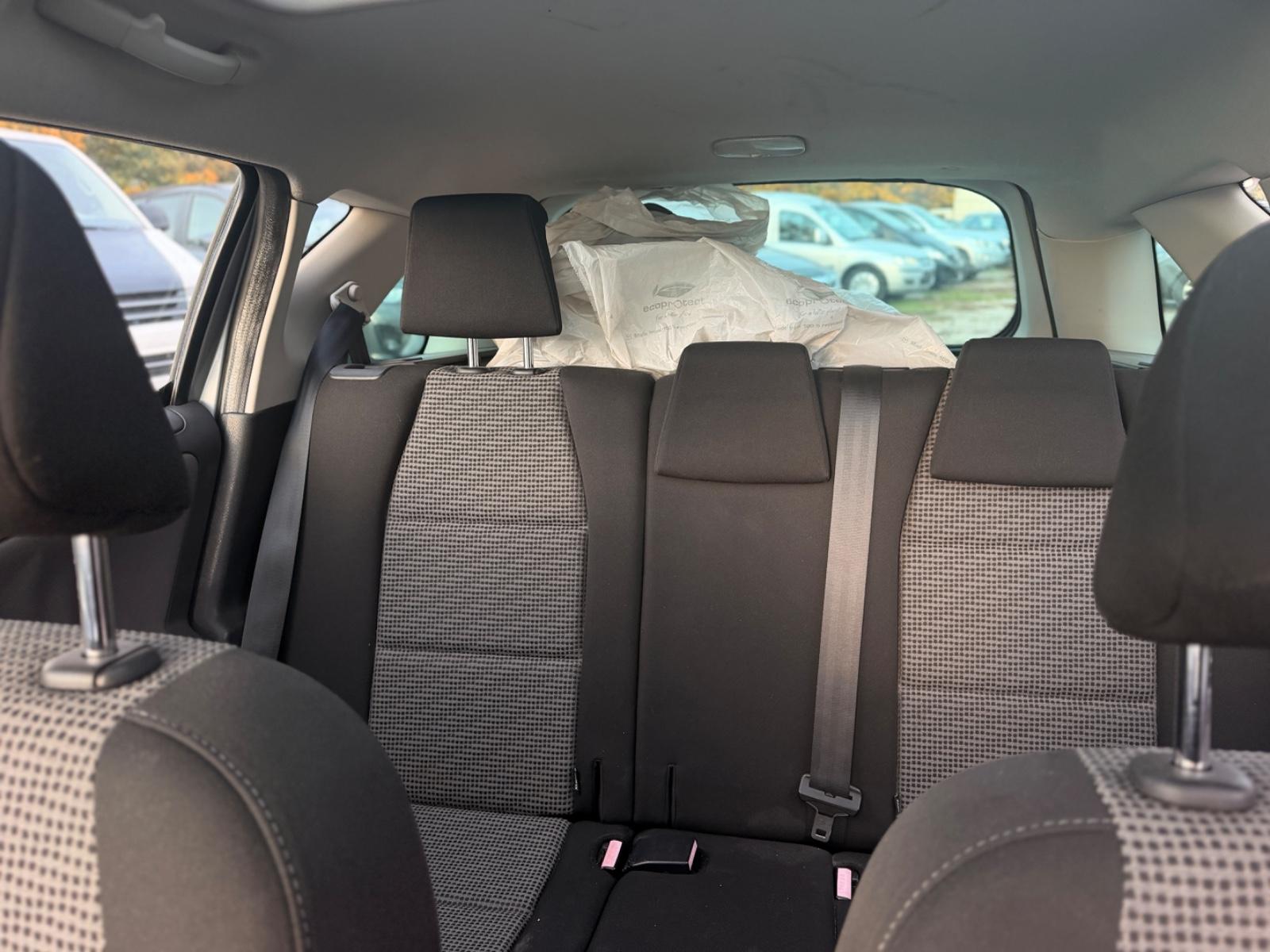 Peugeot 207 2011 — photo 16