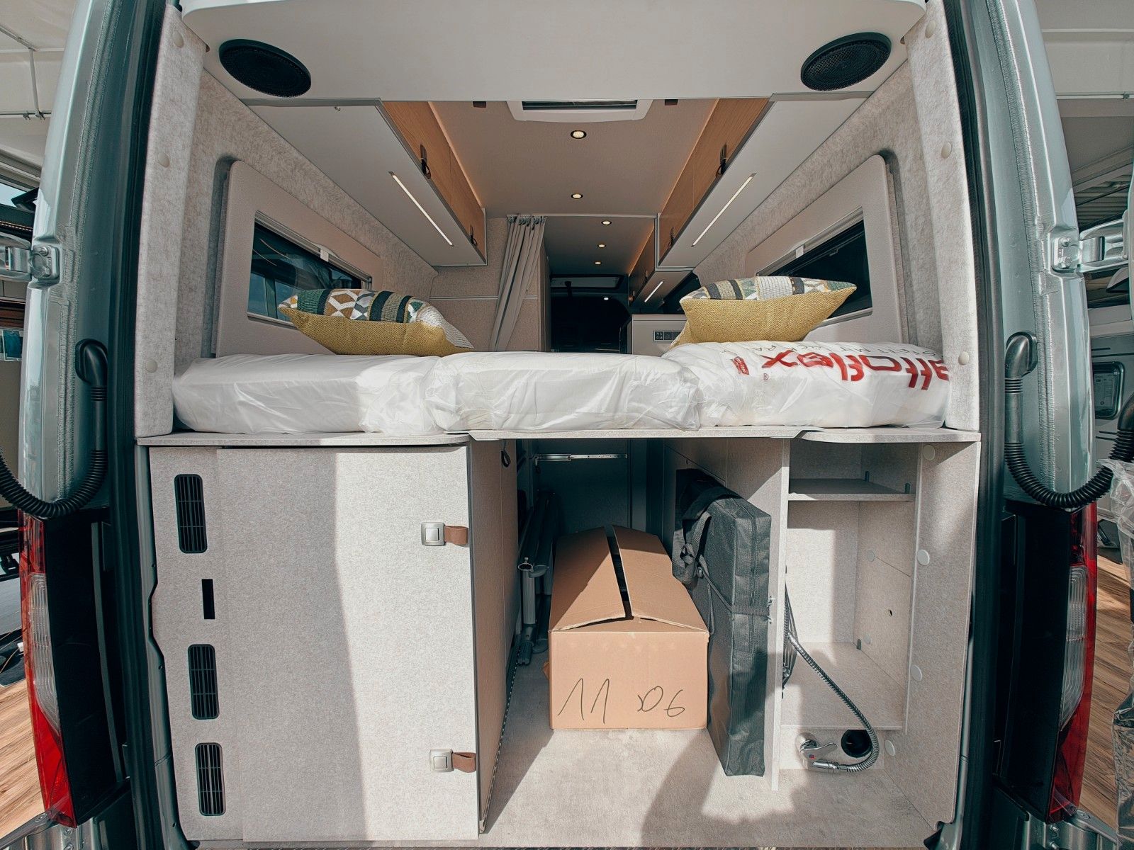 Fahrzeugabbildung HYMER / ERIBA / HYMERCAR GRAND CANYON S 4x4 MB 700 - NEU! MODELL 2026