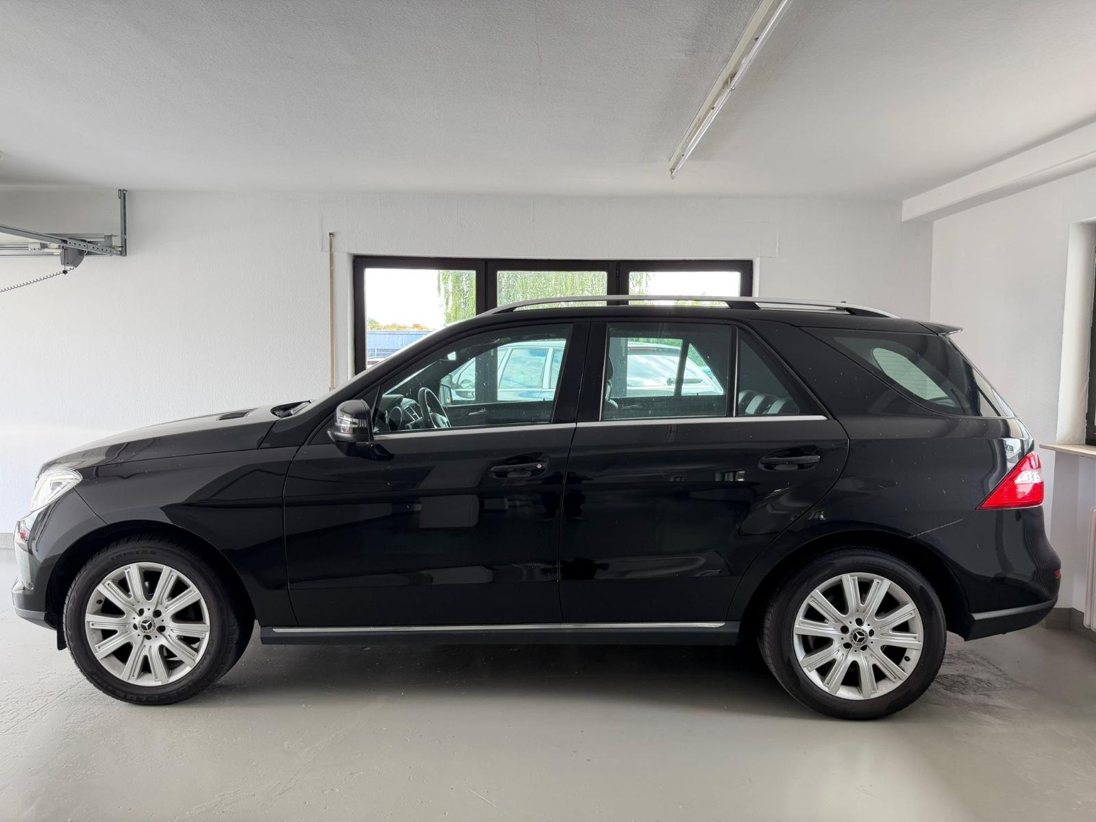 Mercedes-Benz ML 350 CDI BlueTec 4MATIC GSD Leder Navi STHZ