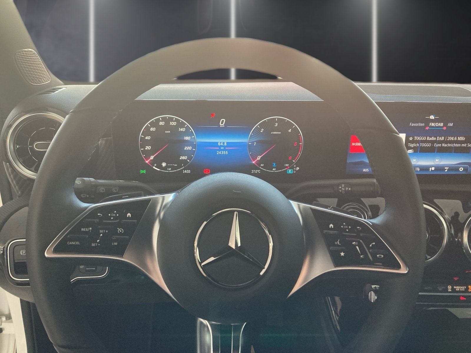 Fahrzeugabbildung Mercedes-Benz A 200 d Progressive*MBUX*Kamera*LED*CarPlay*Spur