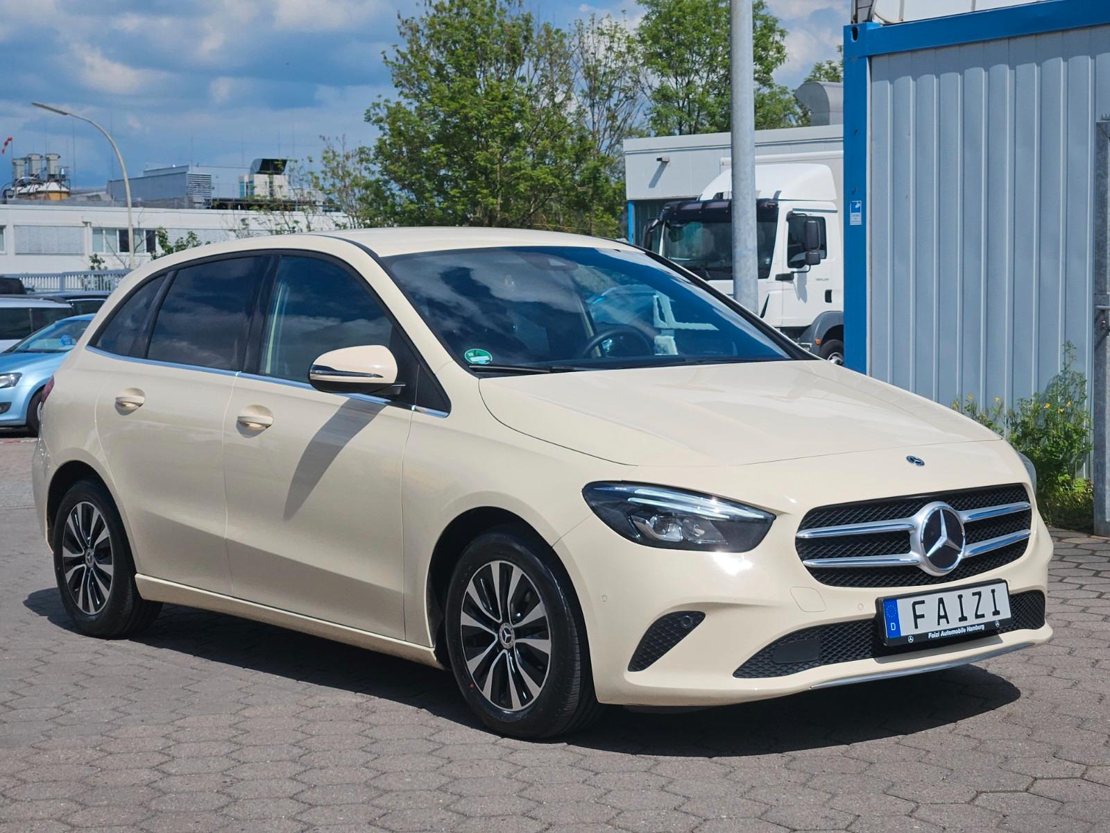 Mercedes-Benz B 180 d TOP-Zustand PDC NAVIGATION Voll-LED