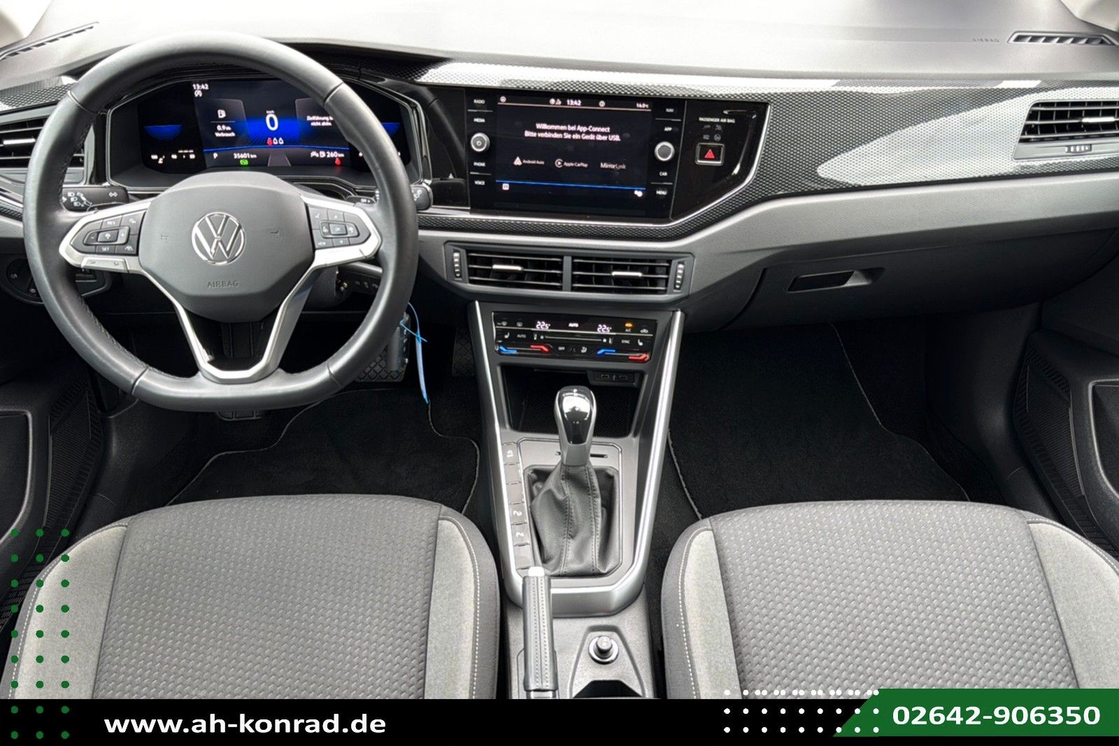 Fahrzeugabbildung Volkswagen Taigo 1.0 TSI Life+iQ Drive+Park Assist+LED