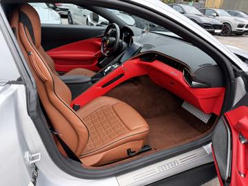 صورة مصغرة 39 لـ 2021 Ferrari ROMA
