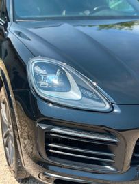 Porsche Cayenne - 3
