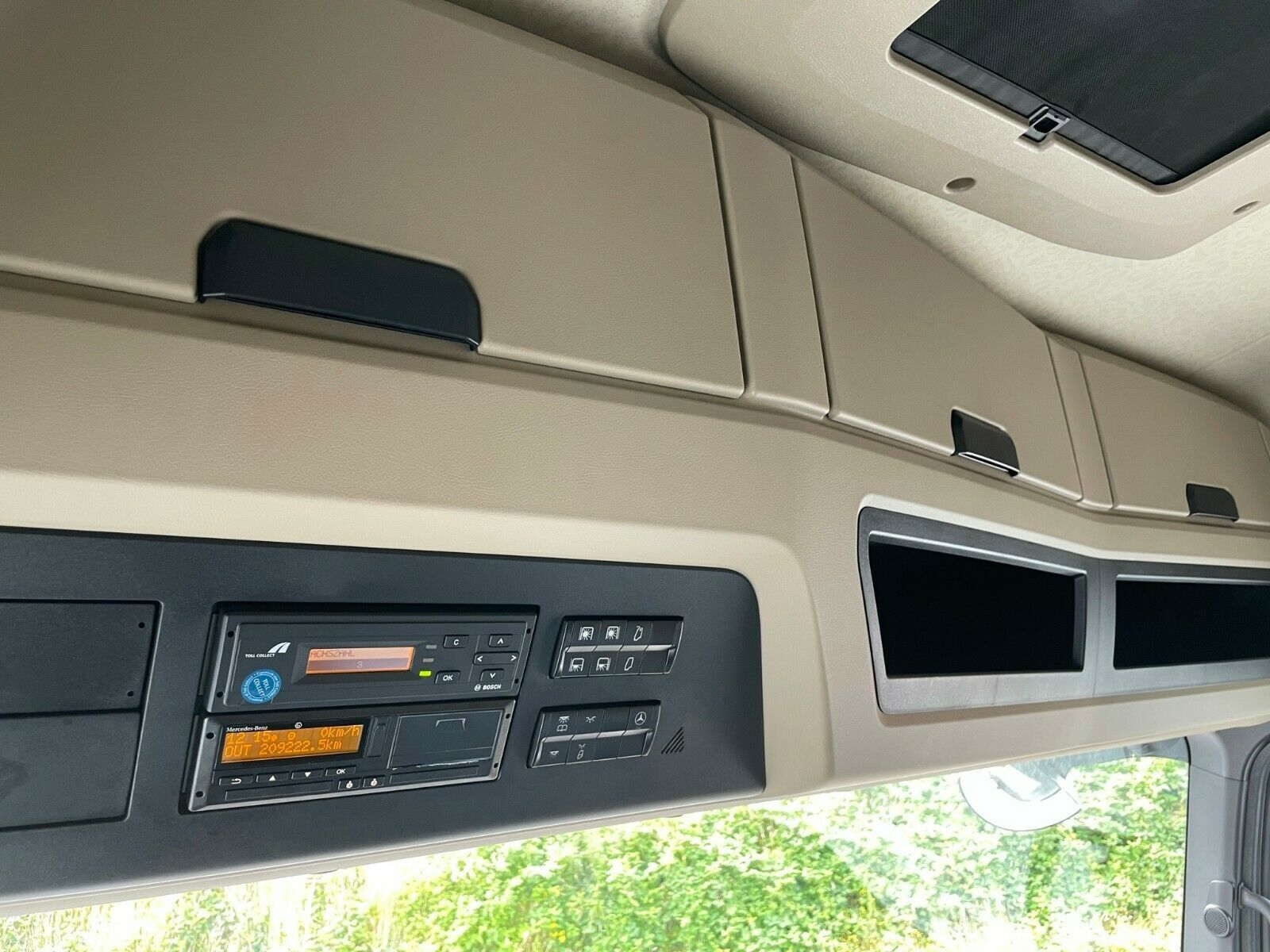 Fahrzeugabbildung Mercedes-Benz Actros  2545 L