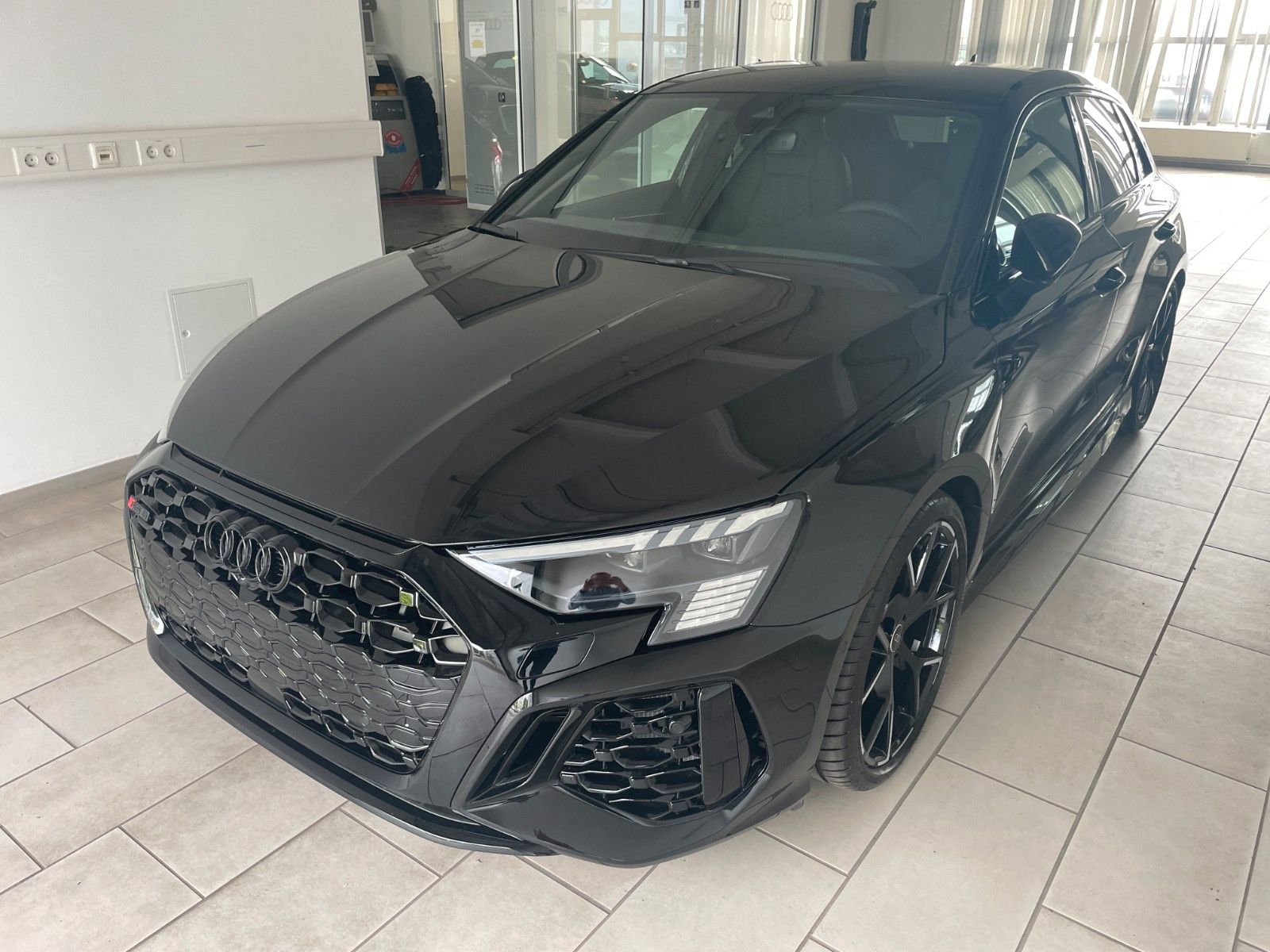 AUDI Audi RS3 Sportback | 280 km/h | 400 PS