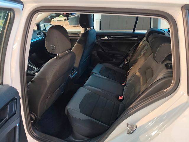 Golf VII Variant Highline DSG *ACC*LED*Massage*