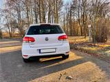 Volkswagen Golf 6 Style 1.2 TSI 63 kW  - Volkswagen Golf aus 2011: Style