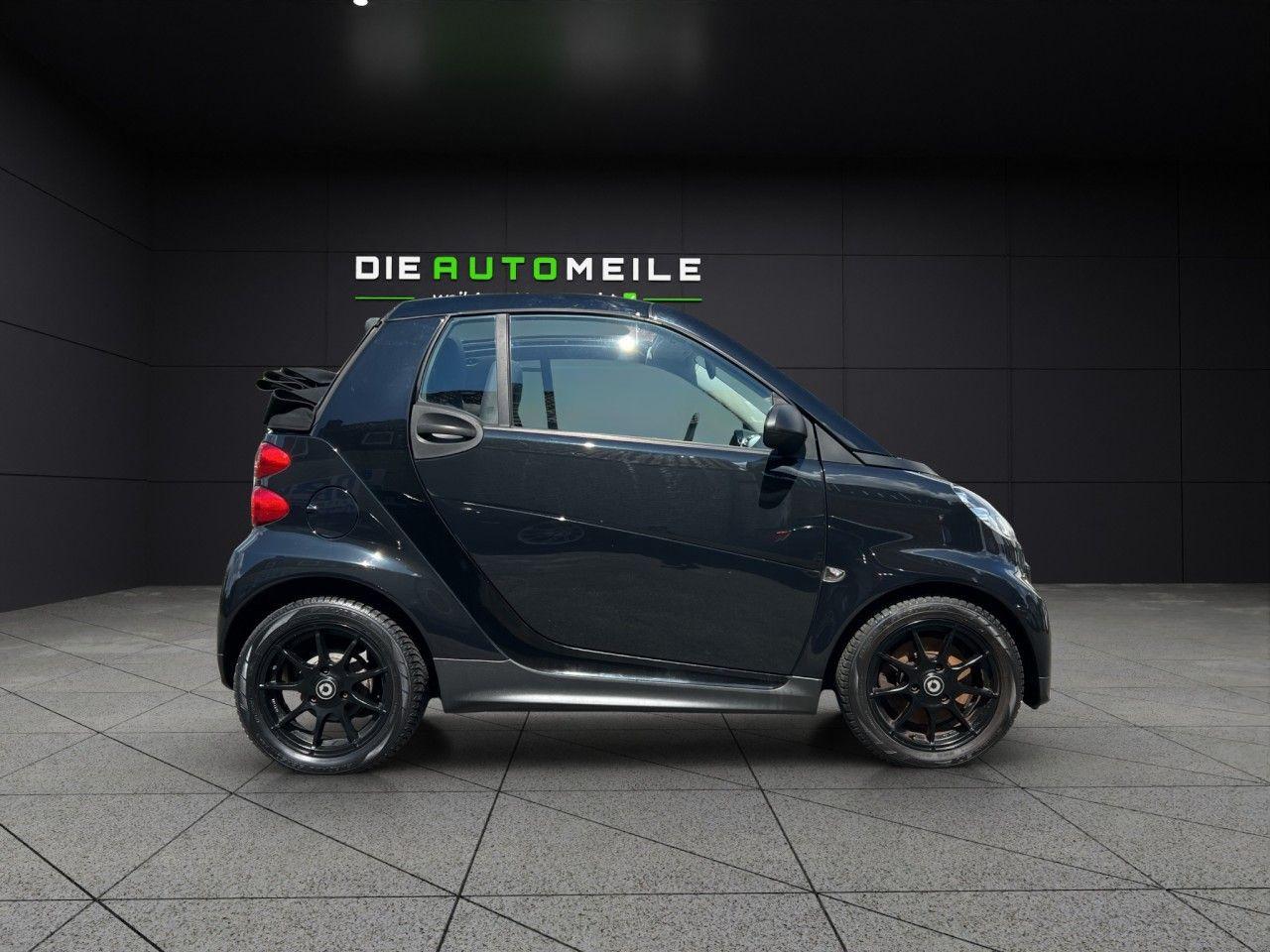 Smart fortwo cabrio MHD Cabrio SHF gepfl. TÜV neu