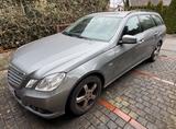 Mercedes-Benz E 220 CDI T BlueEFFICIENCY - gebrauchte Mercedes-Benz E 220 aus dem Jahr 2010