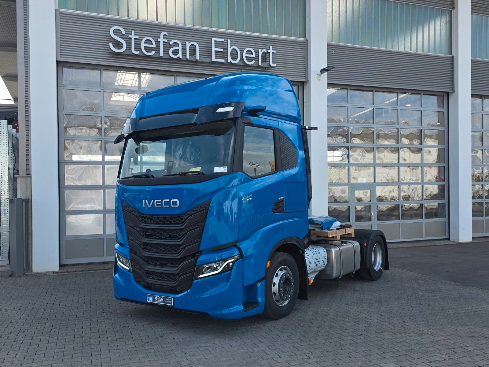 Fahrzeugabbildung Iveco S-Way AS440S50T/P Standklima+Heizung LED