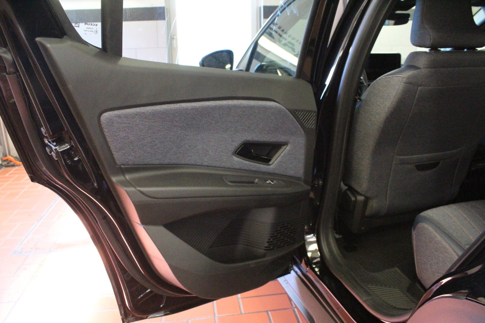 Fahrzeugabbildung Renault R 4 150 Comfort Range Techno*Winterpaket*
