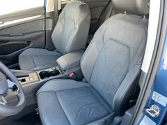 Golf VIII Lim. 1.5 eTSI 85 kW People – Bild 12