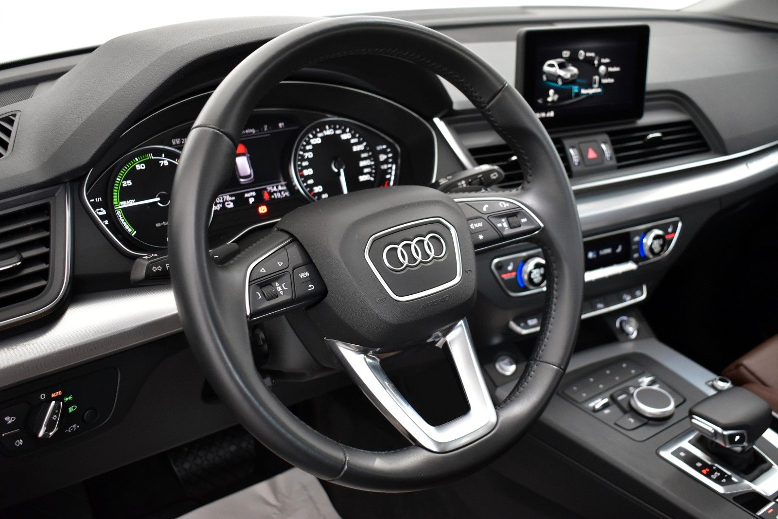 Fahrzeugabbildung Audi Q5 50 TFSI e quattro sport,S Line,Navi,LED,+WR