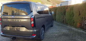 Fahrzeugabbildung Ford Tourneo Custom Bus 320 L1 Tourneo Titanium FWD