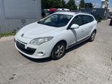 Renault Megane III Grandtour Expression - Renault Megane aus 2010: Grandtour