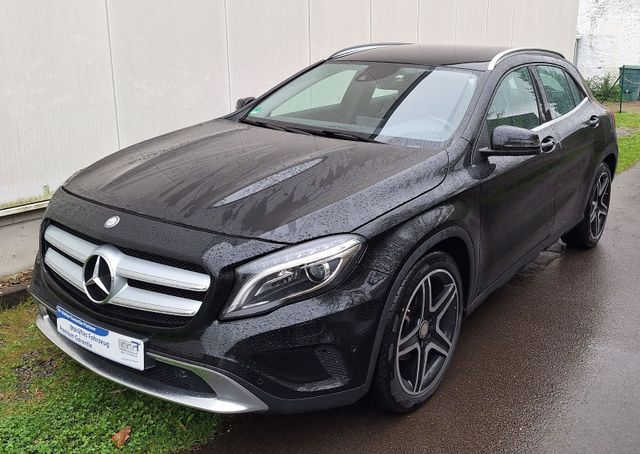 Mercedes-Benz GLA 200 GLA -Klasse GLA 200 19" AMG