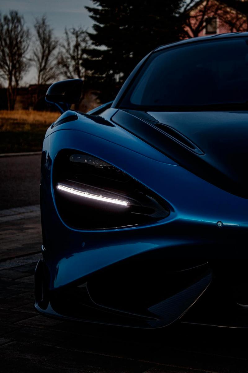 McLaren 765LT Coupe V8 - Carbon - Ludus Blau - Limitiert