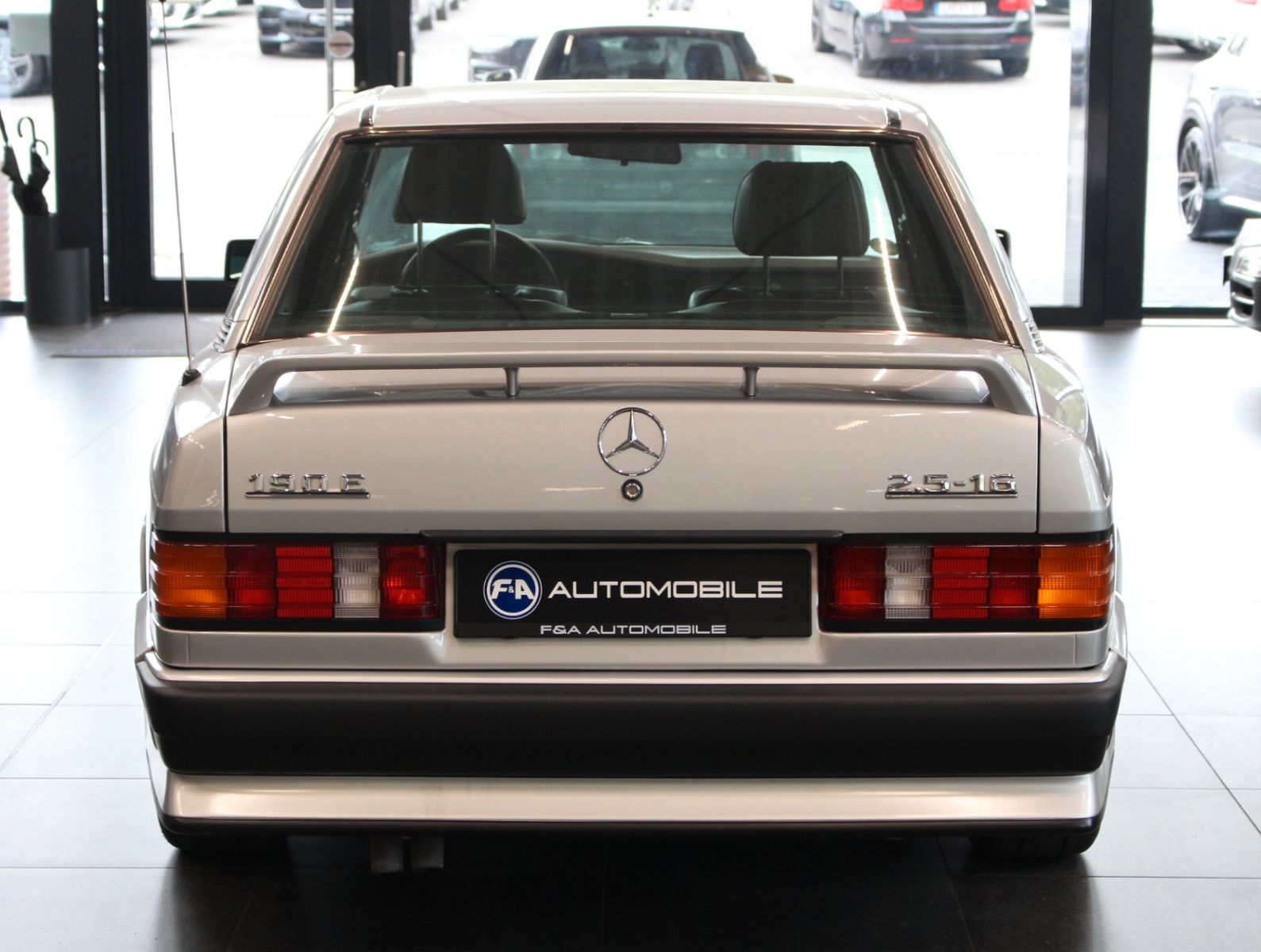 Fahrzeugabbildung Mercedes-Benz 190 2.5 16V*1.Hand *Sammlerzustand