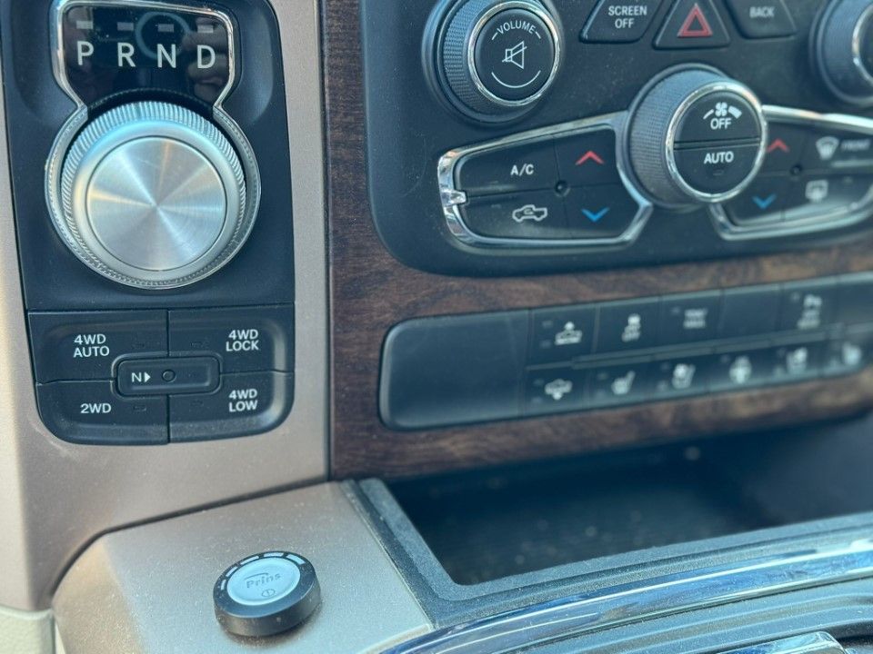 Fahrzeugabbildung Dodge RAM 5.7 HEMI 4x4 Laramie LongHorn LPG 1 Hand