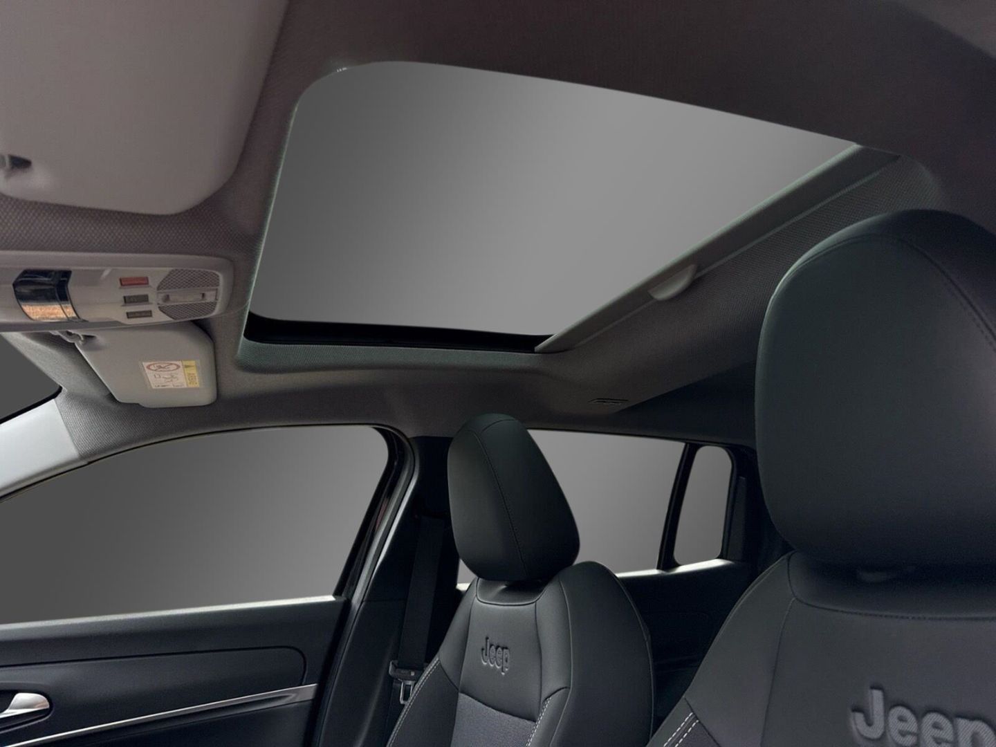 Fahrzeugabbildung Jeep Avenger Summit 1.2 MHEV -Panormadach-Leder