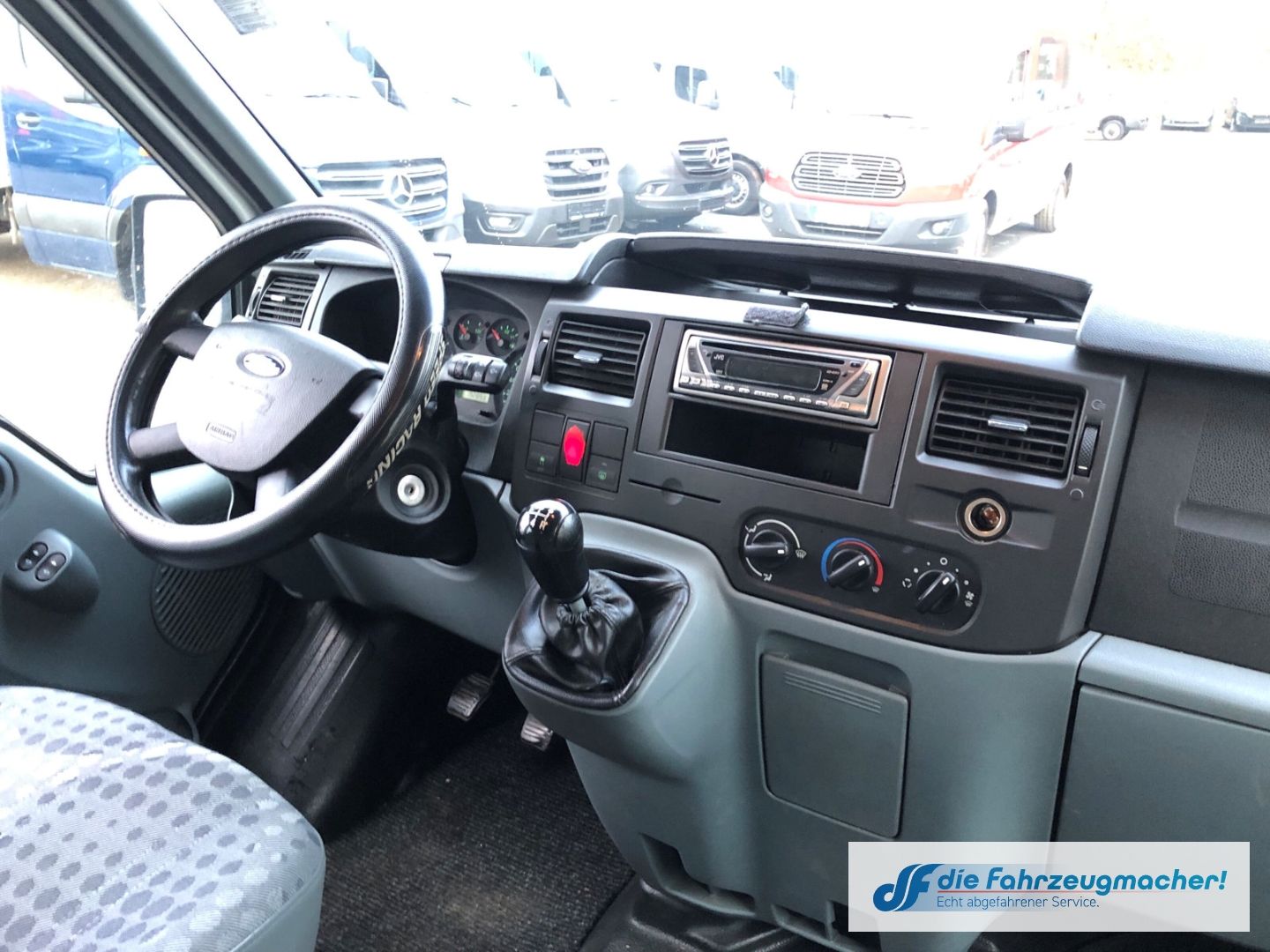 Fahrzeugabbildung Ford Transit Kombi FT 280 K 2.2 TDCI *EXPORT