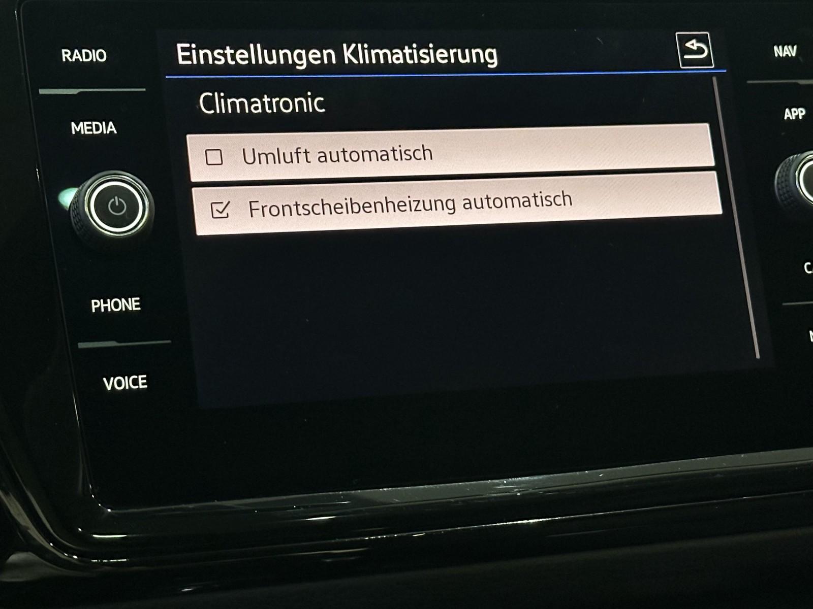 Volkswagen Touran DSG*7SITZER*PANO*ACC*AHK*CARPLAY*, миниатюра 26