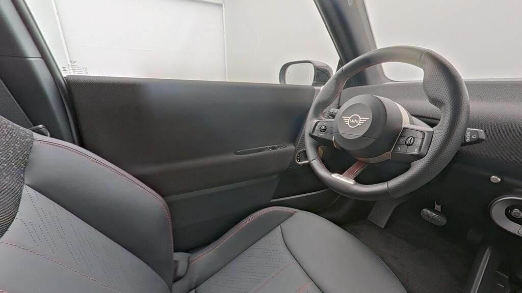 MINI Cooper SE - Bild 11