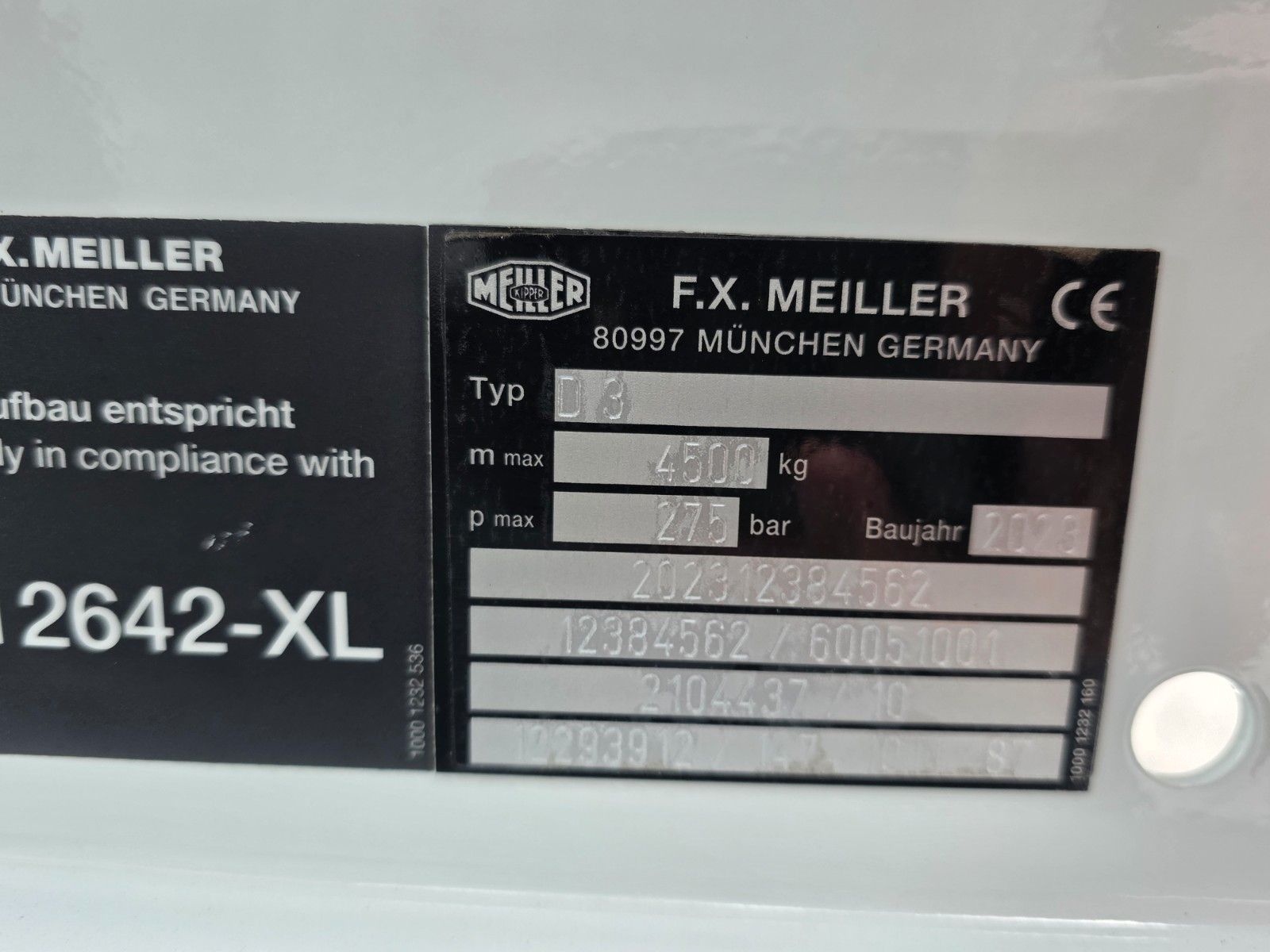 Fahrzeugabbildung Iveco Eurocargo ML80E22 Meiller 2x AHK 6 Zylinder