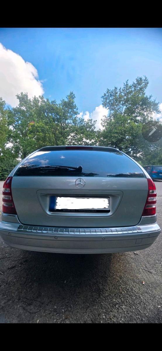 Mercedes-Benz C320 2005 — engine 224 HP (165kW)