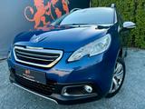 Peugeot 2008Allure#1.Hand#SCHECKHEFT#TÜV-NEU#SERVICE-NEU - Peugeot 2008 mit Diesel-Antrieb