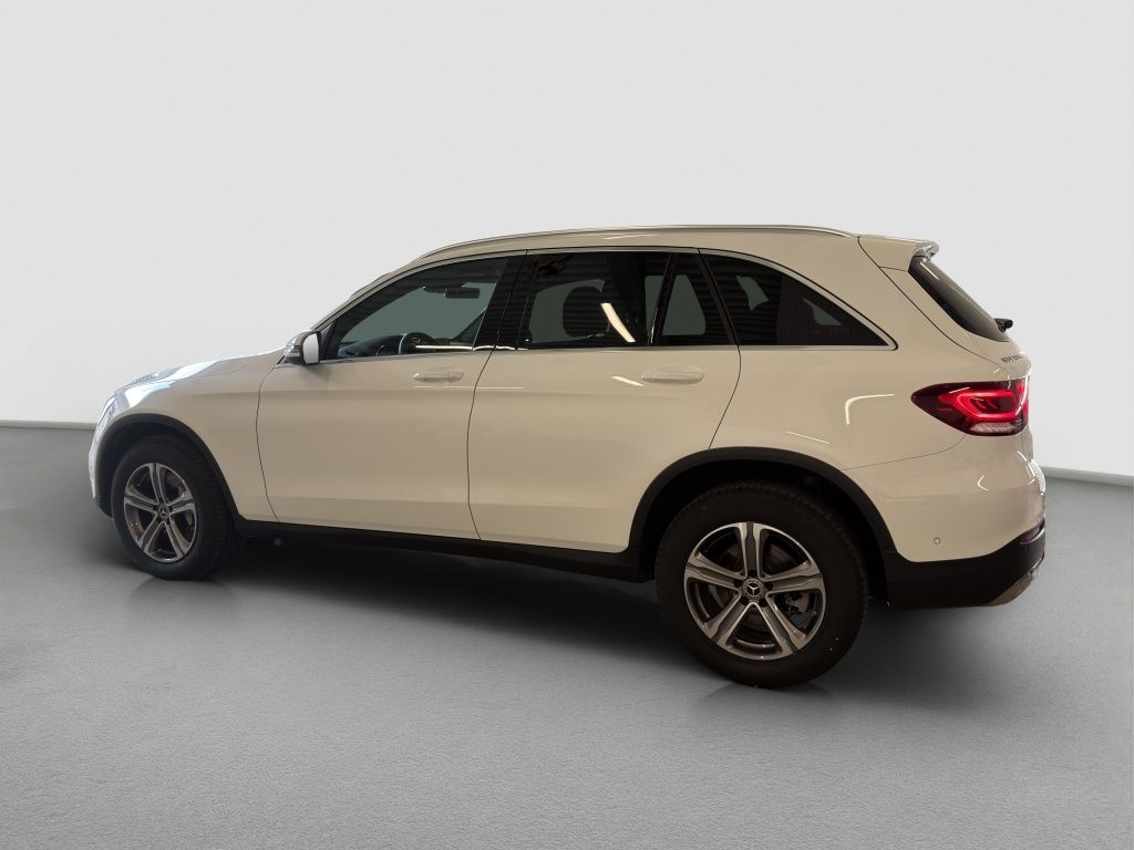 Fahrzeugabbildung Mercedes-Benz GLC 300 e 4MATIC AMG innen*OFF-ROAD aussen*LED