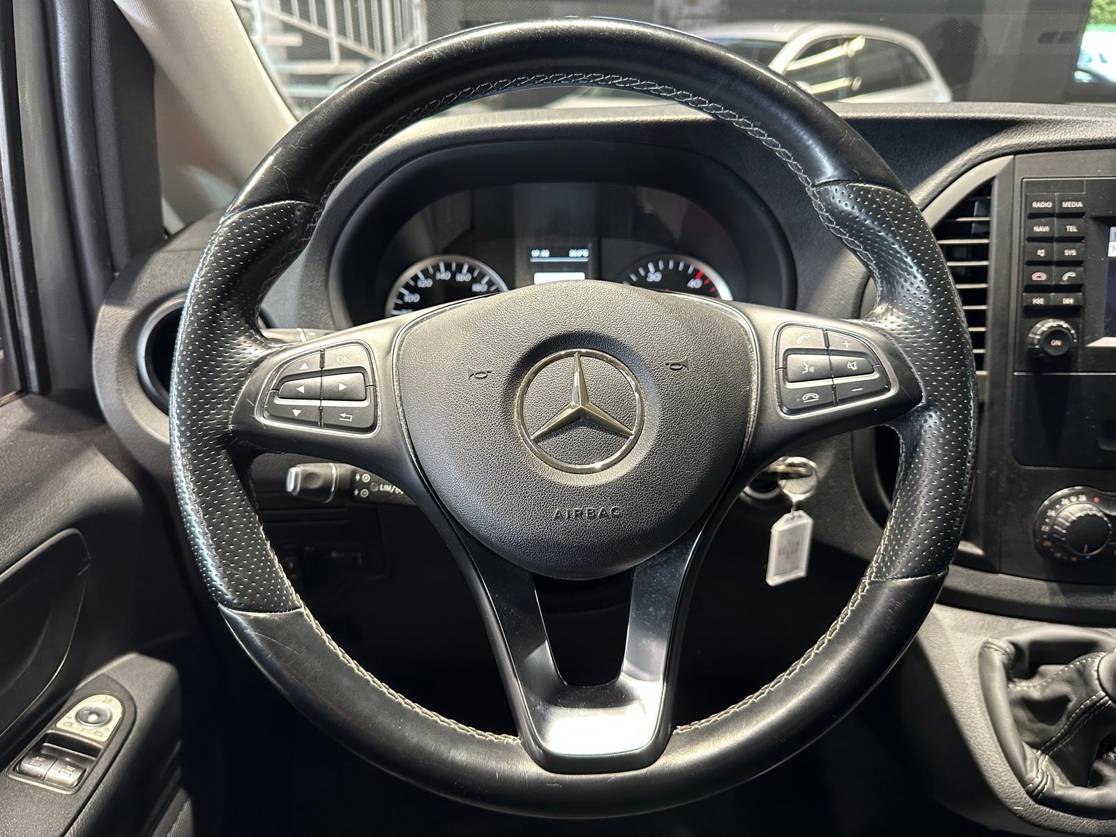Mercedes-Benz VITO TOURER 114 LANG 9SITZE 2xSCHIEBETÜR 2xKLIMA