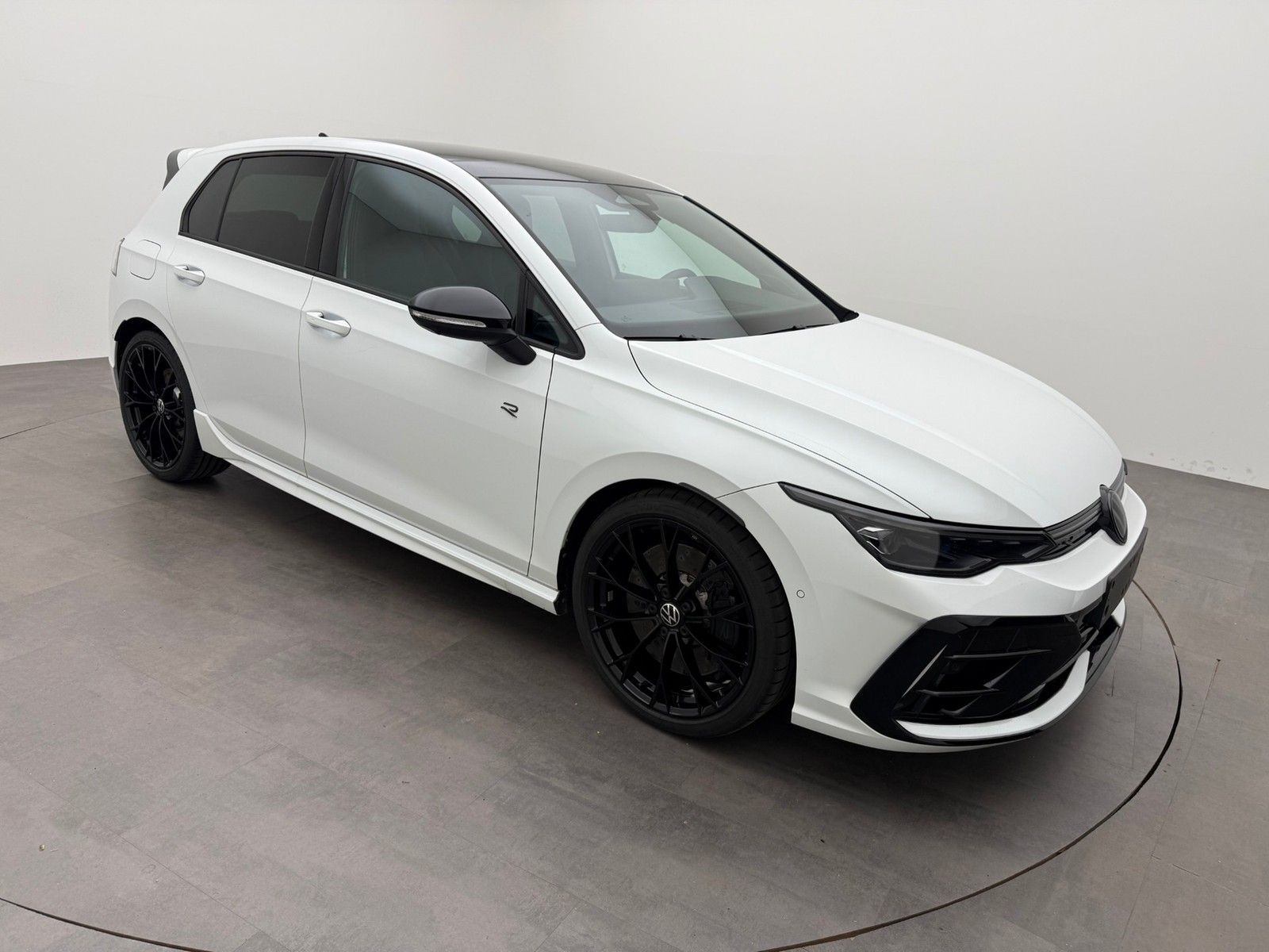 Volkswagen Golf 8 PA R 2.0 TSI DSG 4M Black Edition Pano19 foto 2