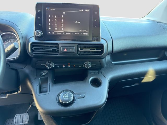 Fahrzeugabbildung Opel Combo Life E Edition XL Rollstuhlrampe