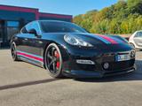 Porsche Panamera Turbo  - Porsche: Turbo